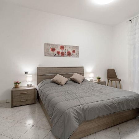 H11 M Town 119 Sanremo - Centro Apartamento Exterior foto
